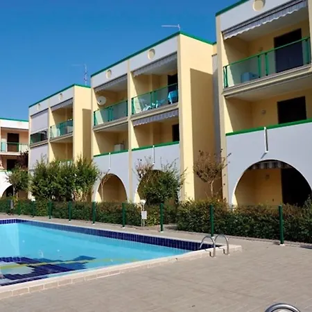 Relax In A With Pool And Terrace Apartment